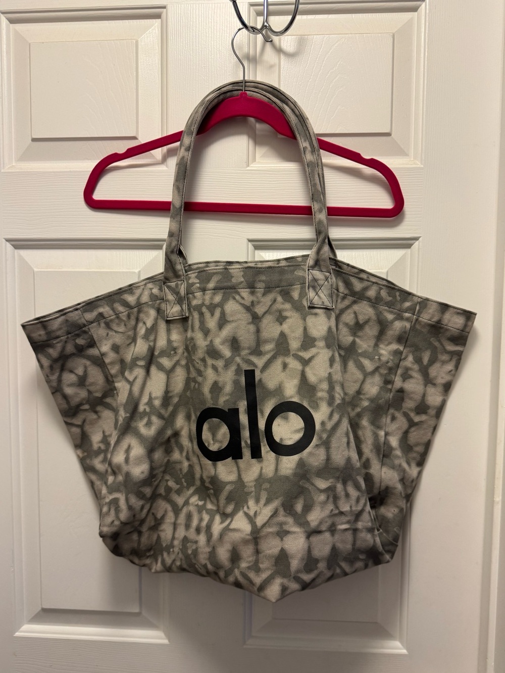 ALO Yoga Gray Tie-Dye Canvas Tote with Black Logo